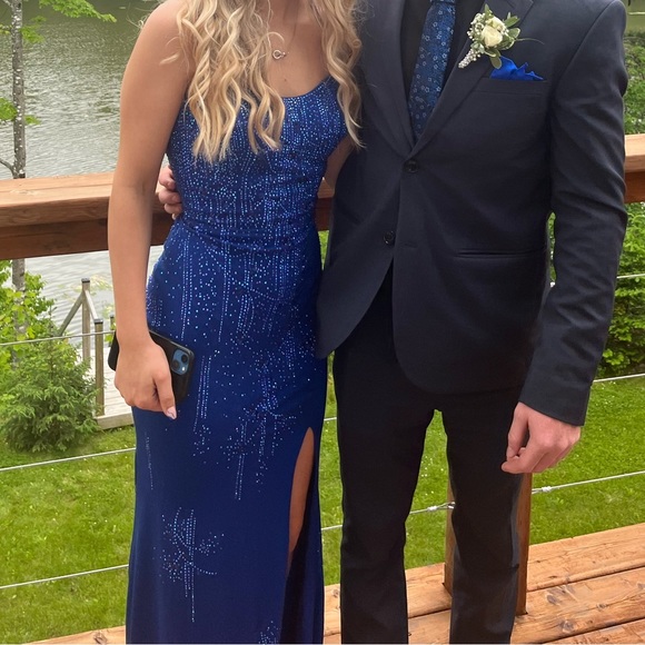 Prom dress - Picture 4 of 7